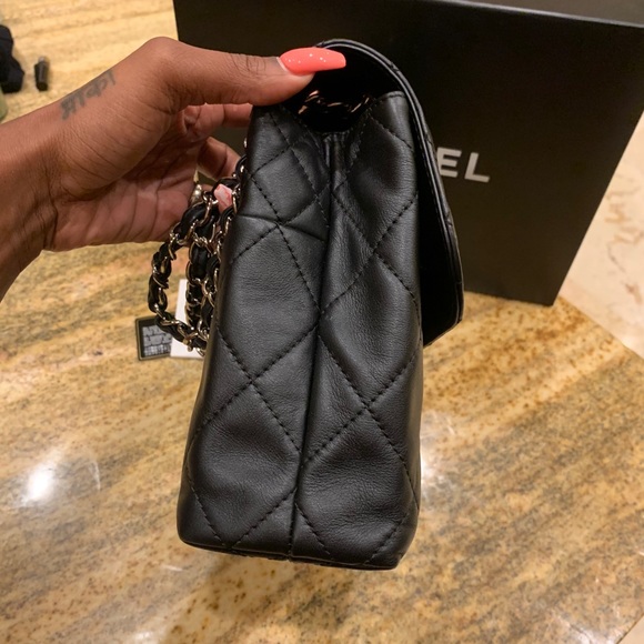 Chanel Flap Bag - Picture 6 of 16